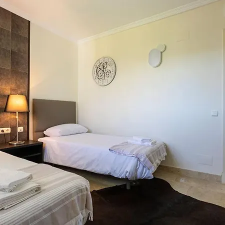 Luxury In Palmeras Apartment Sitio de Calahonda