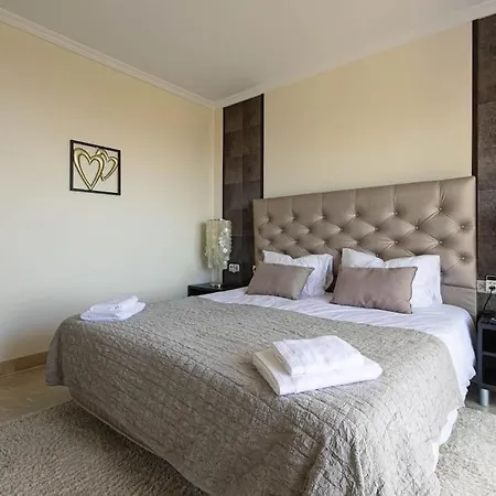 Luxury In Palmeras